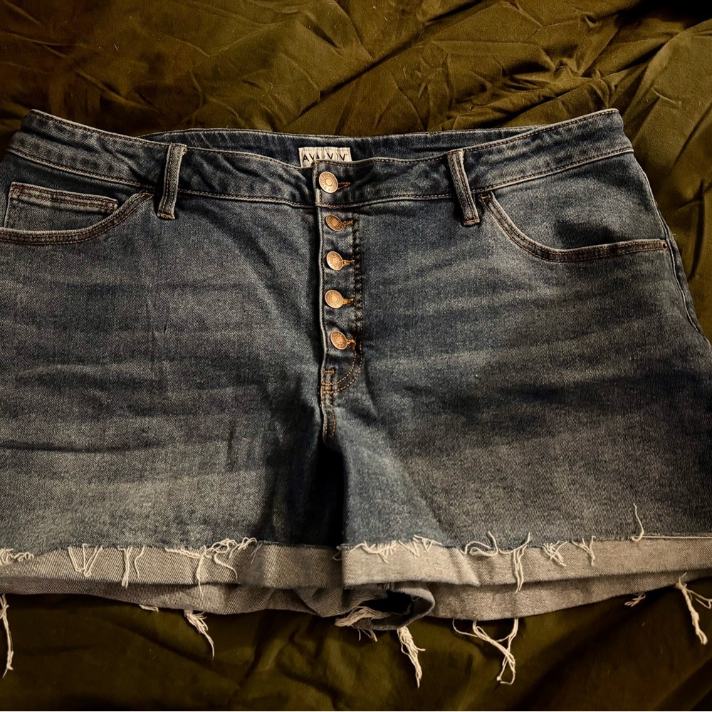 Ava Viv Denim Shorts size 20